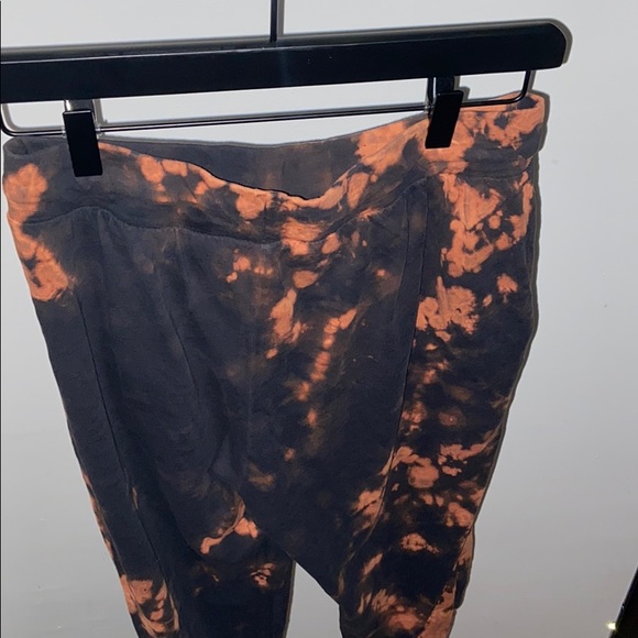 H&M Tie Dye Capri Drawstring Pants - Picture 4 of 9